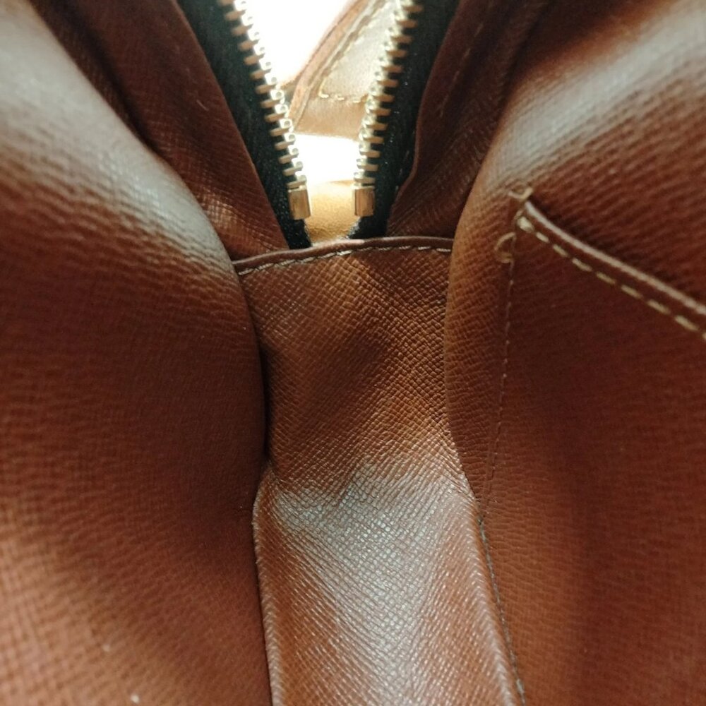 Louis Vuitton Monogram Pochette Cite Bag | Authentic LV Crossbody Shoulder Bag - Picture 12 of 16